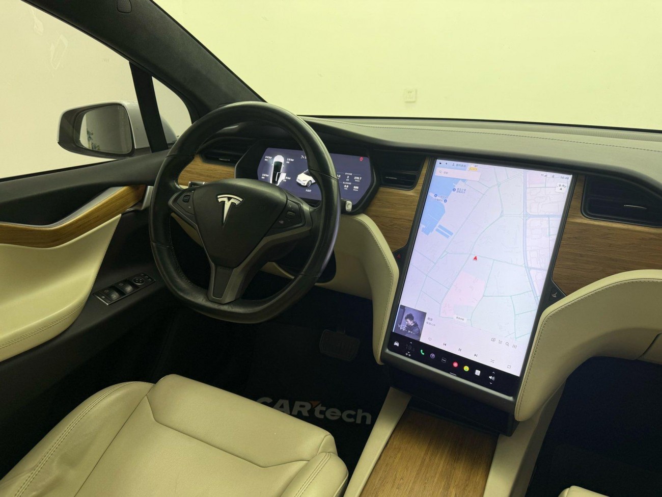 Tesla Model X 2019