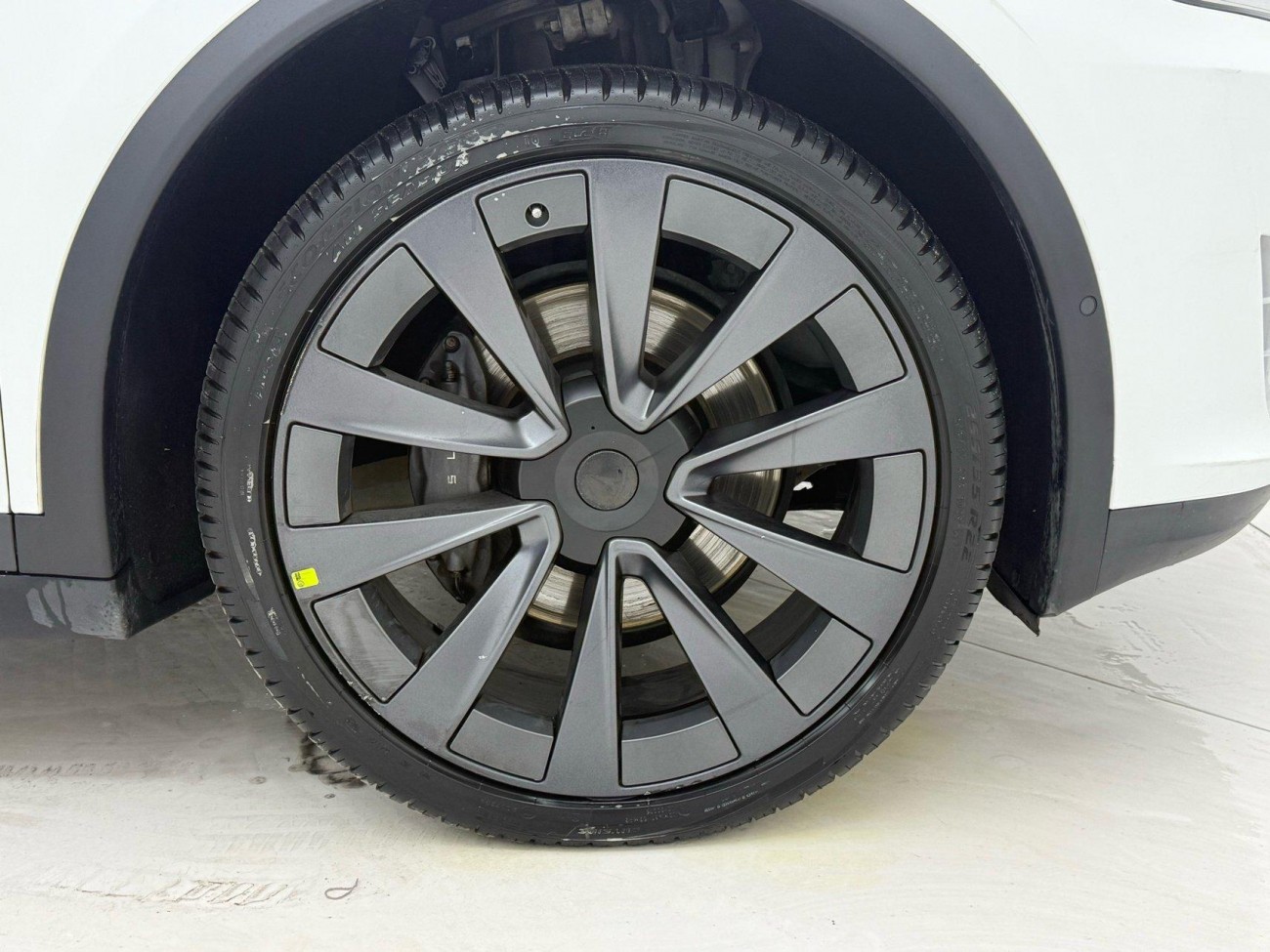 Tesla Model X 2019