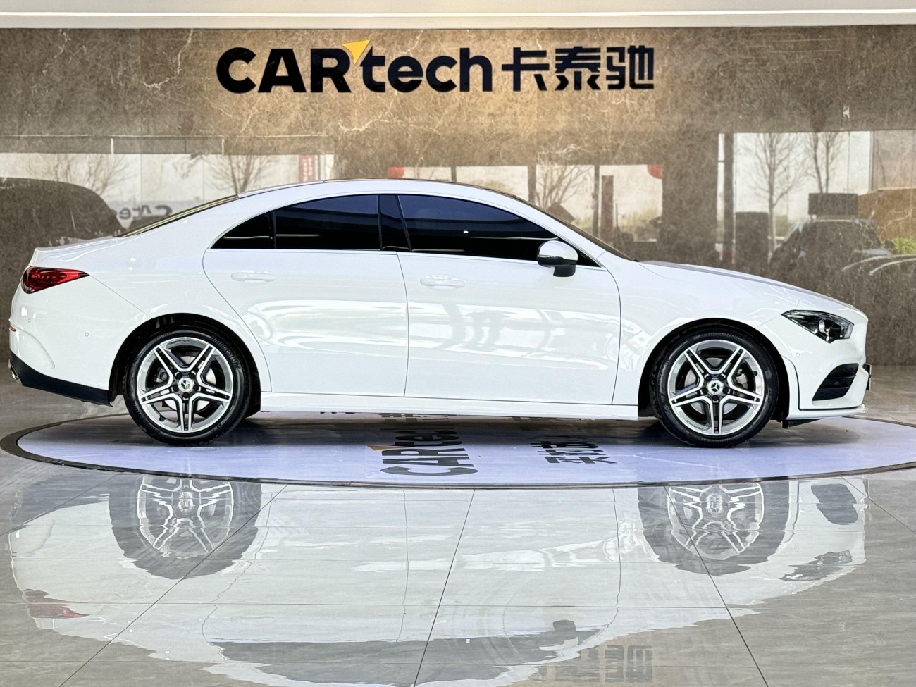 Mercedes-Benz CLA 200 2021