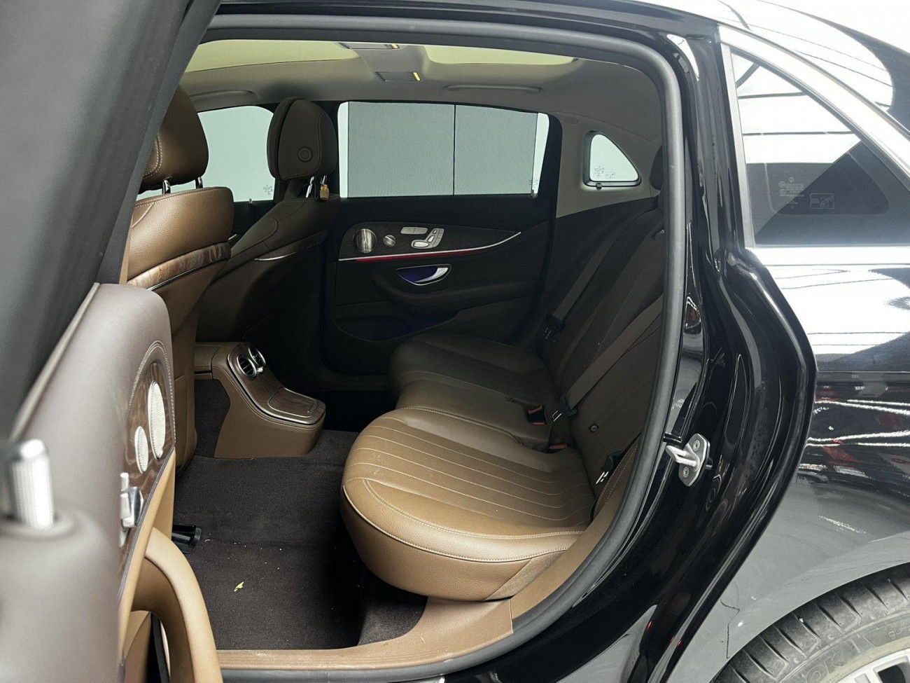 Mercedes-Benz E 300 L 2022