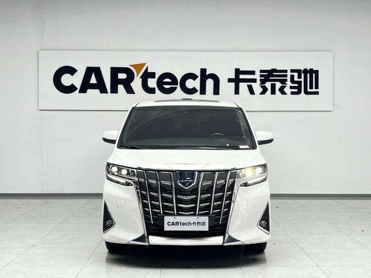Toyota Alphard 2023