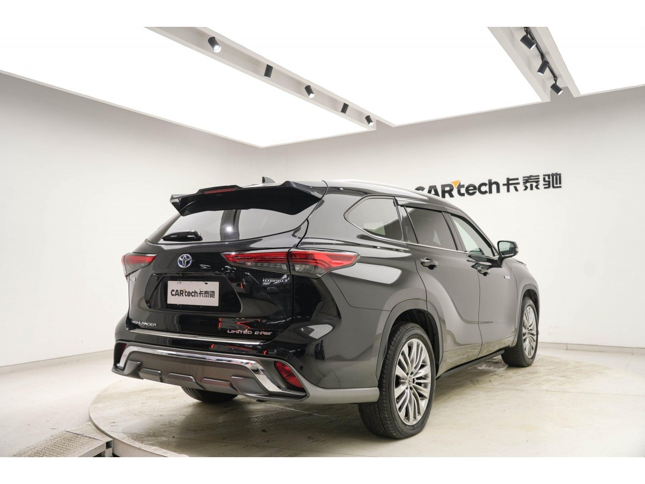 Toyota Highlander 2021