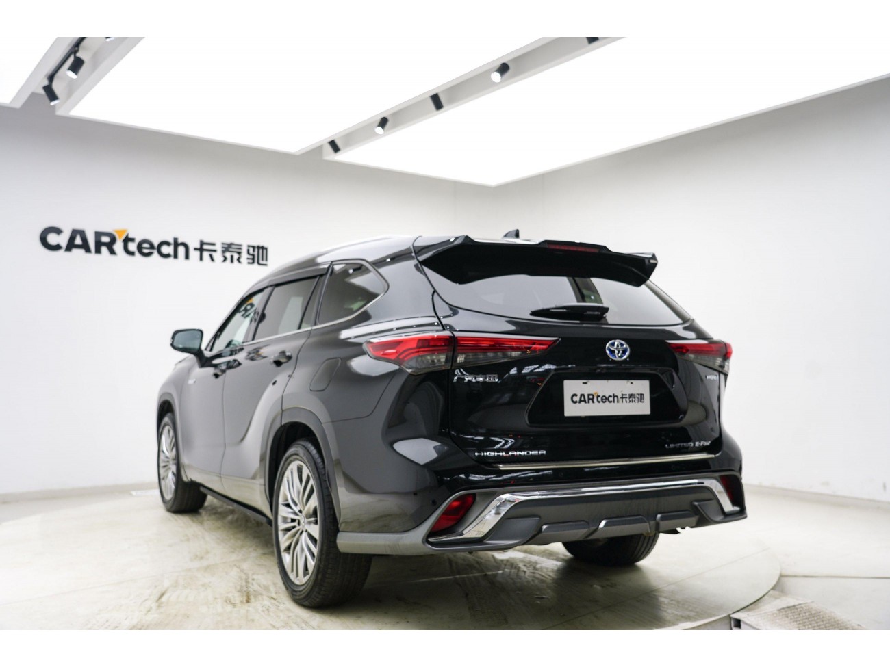 Toyota Highlander 2021