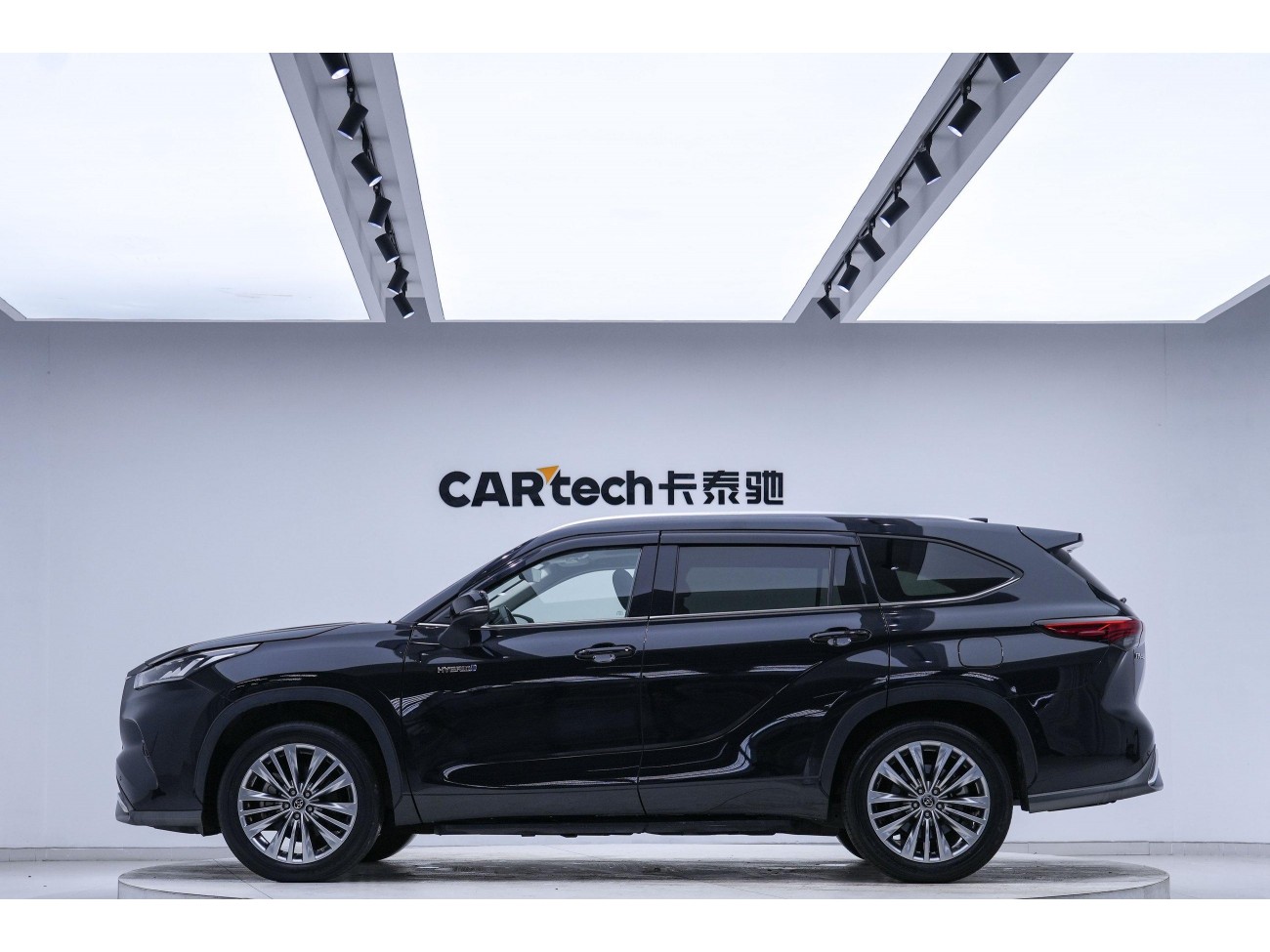 Toyota Highlander 2021
