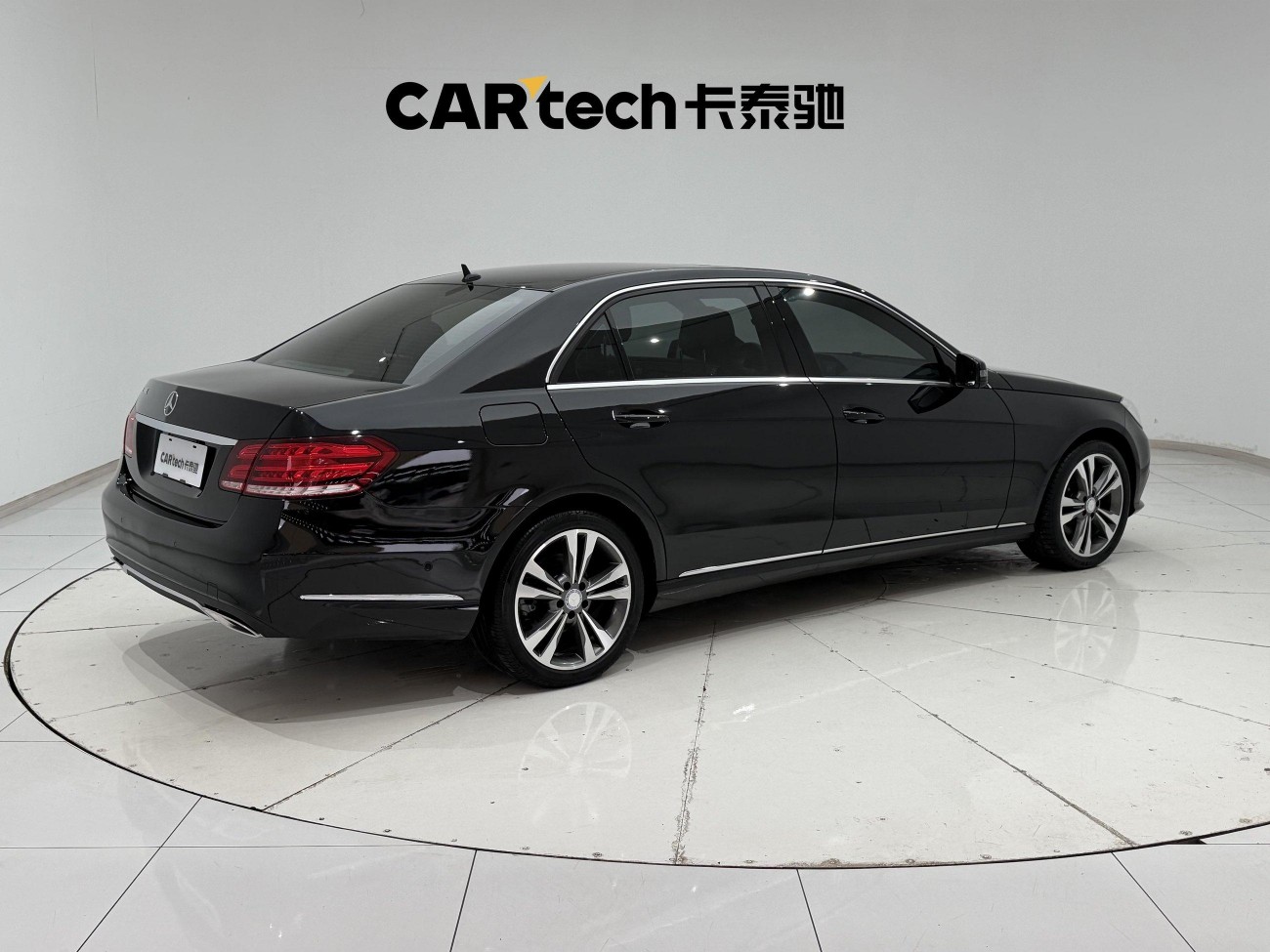 Mercedes-Benz E200L 2014