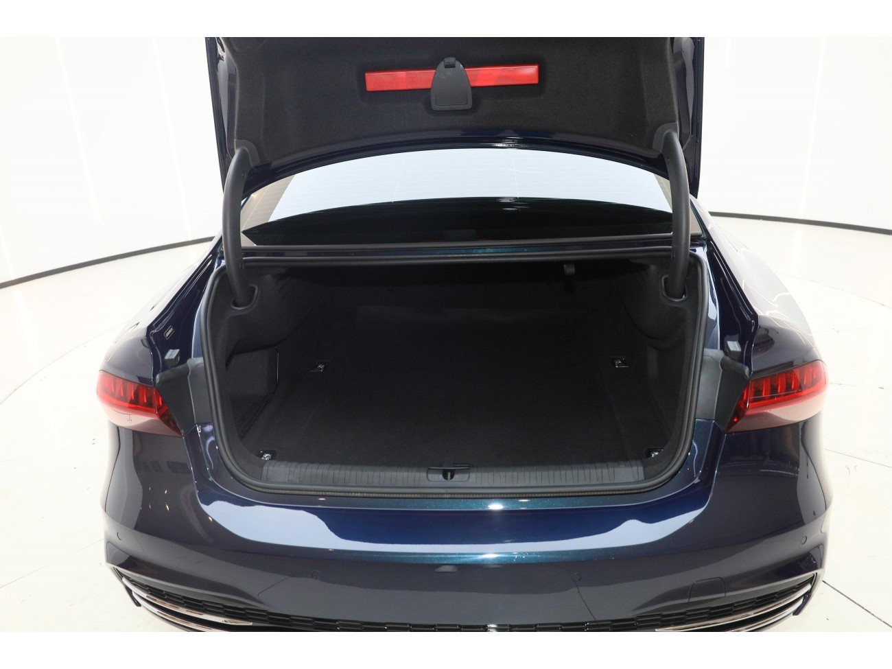 Audi A7L 45 TFSI 2024