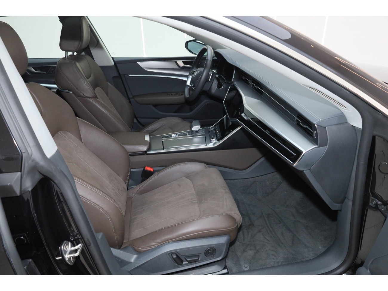Audi A7L 45 TFSI 2024