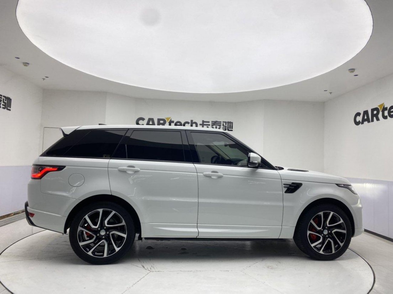 Land Rover Range Rover Sport 2020