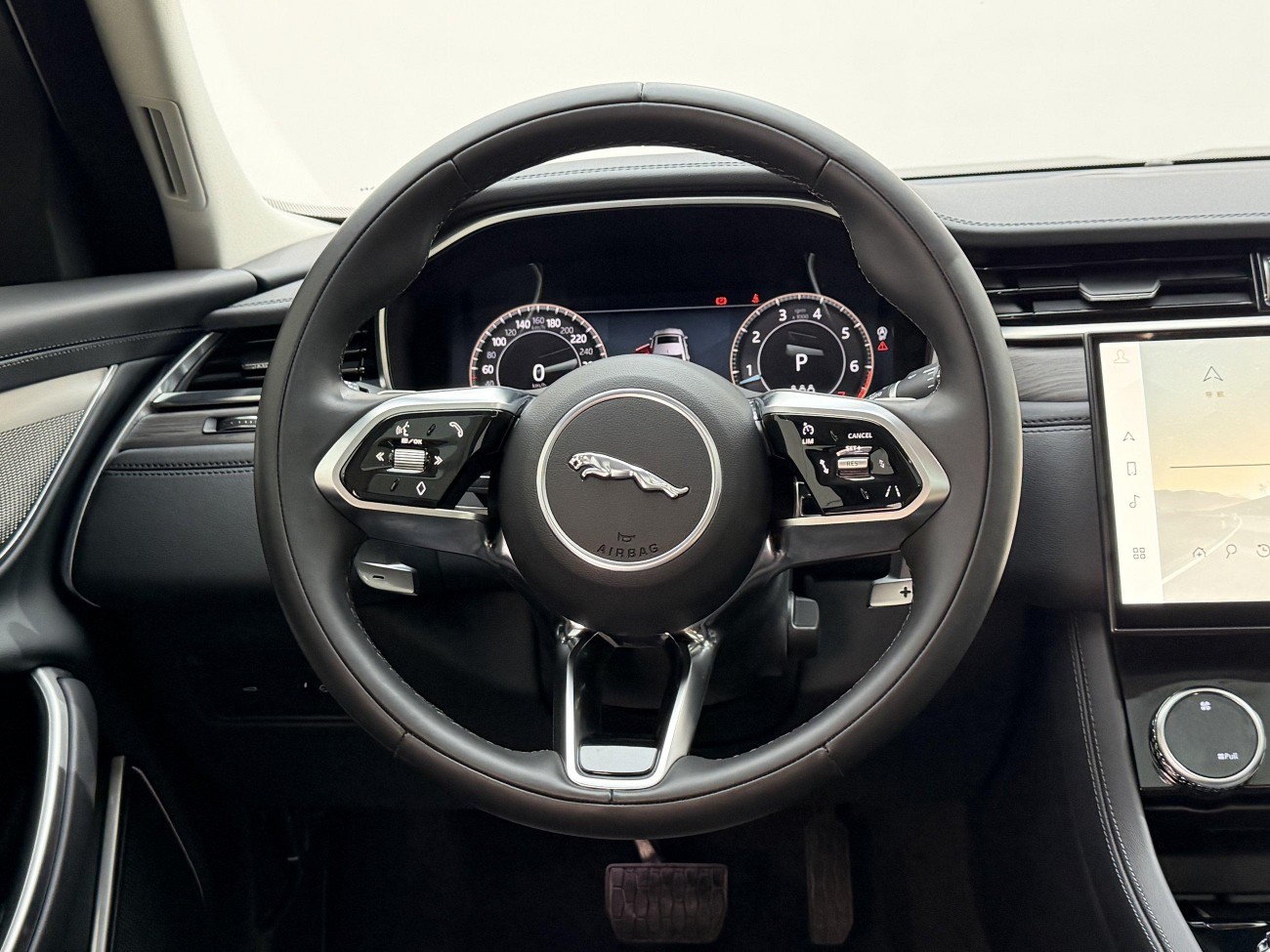 Jaguar XFL 2023