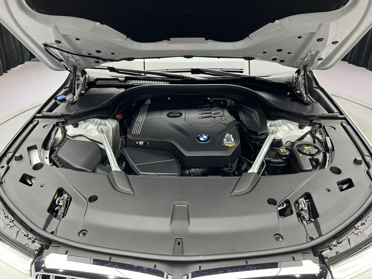 BMW 6GT 2022