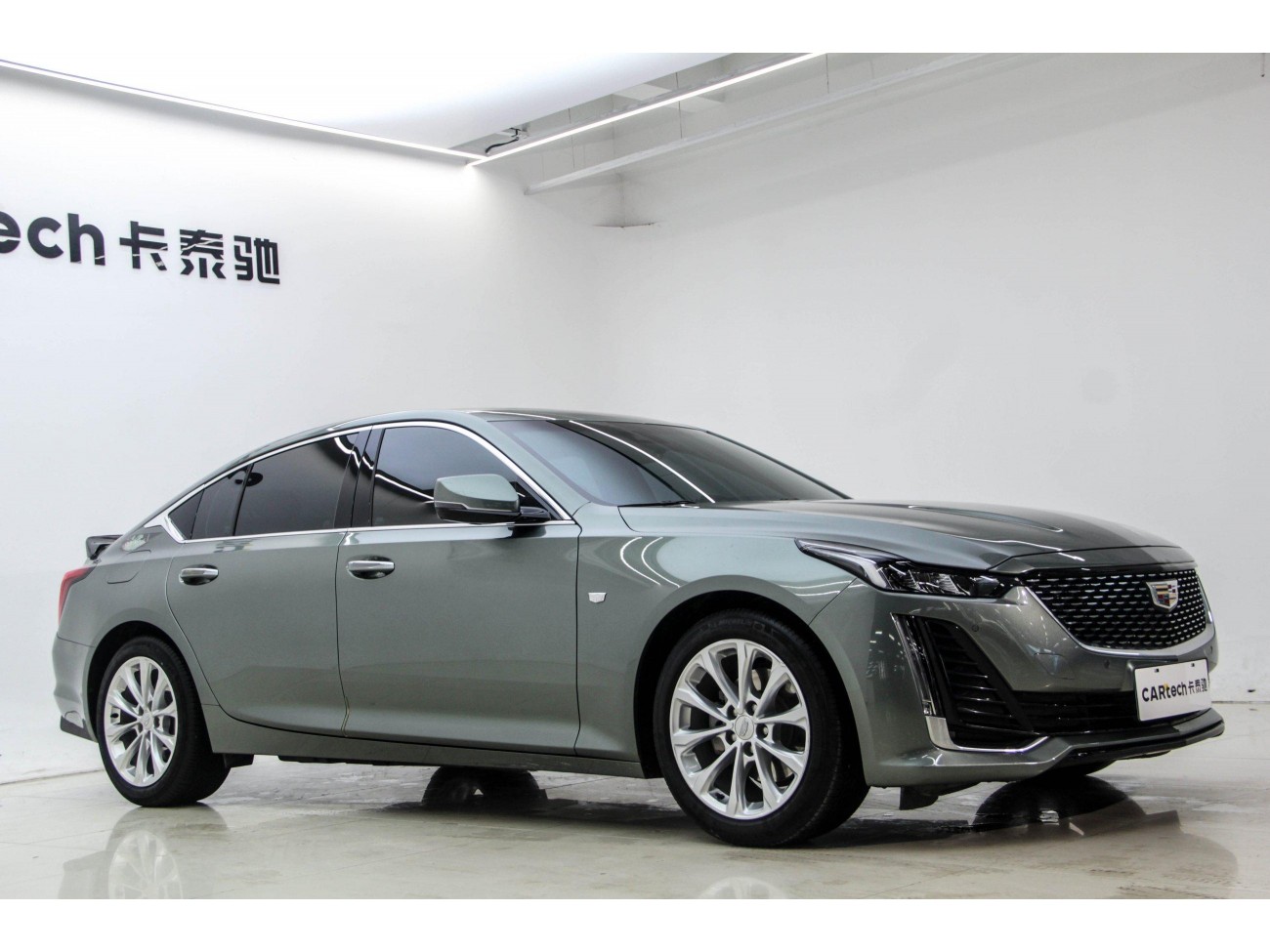 Cadillac CT5 2024