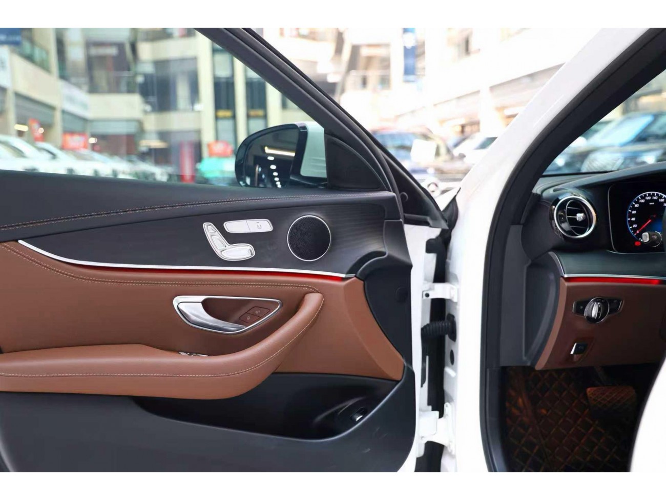 Mercedes-Benz E 260 L 2023