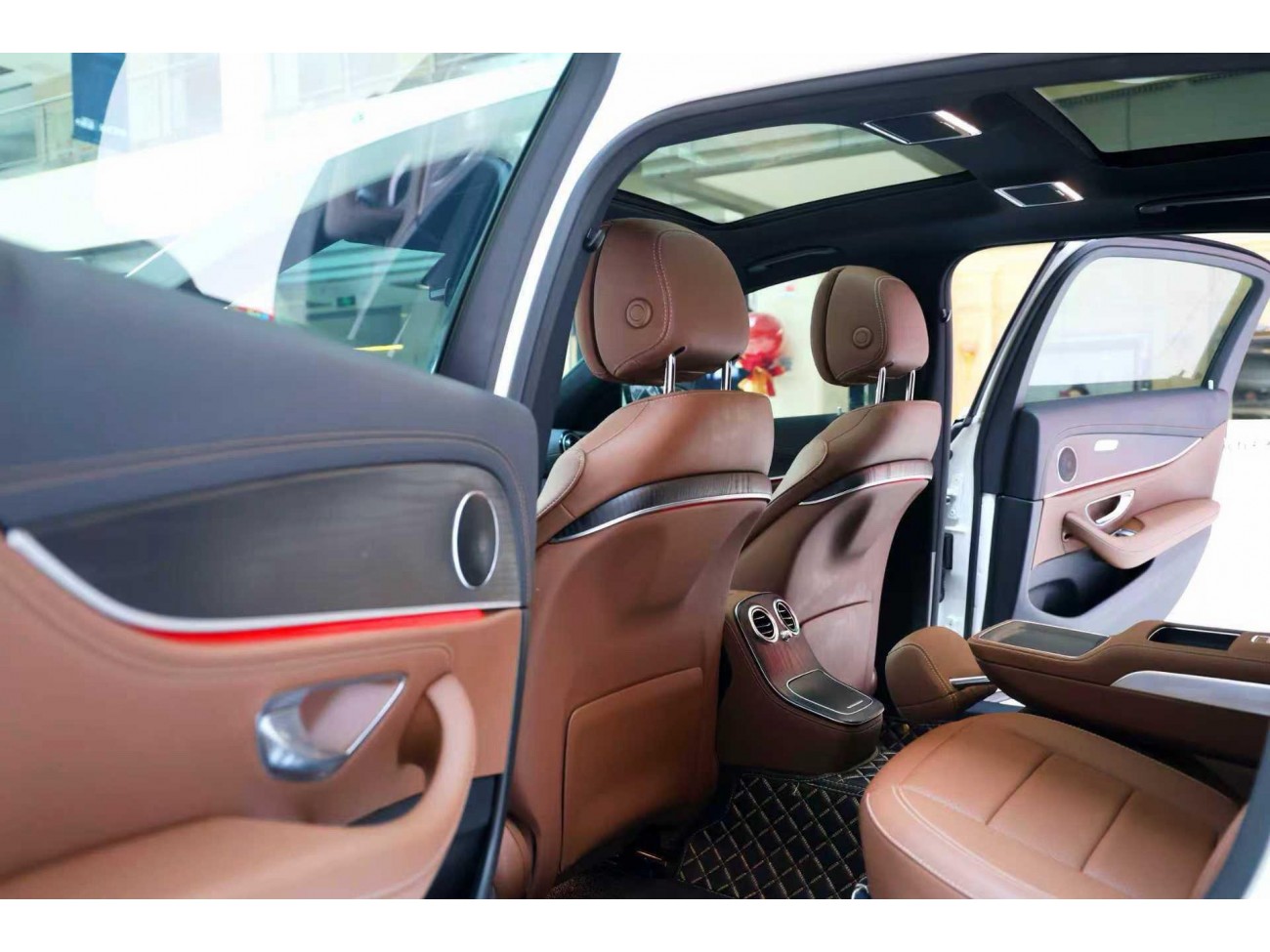 Mercedes-Benz E 260 L 2023