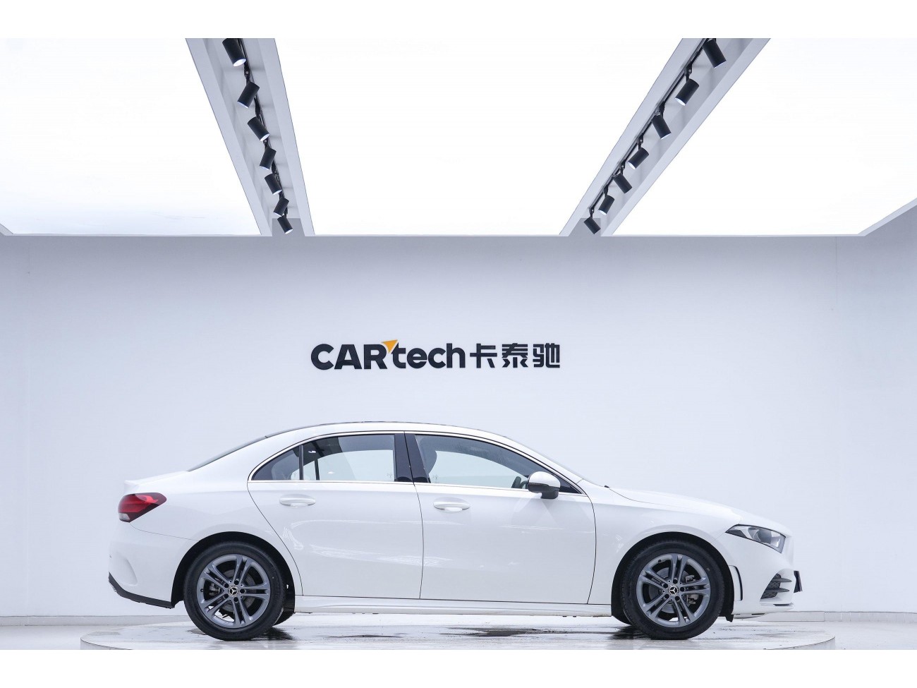 Mercedes-Benz A 180 L 2021
