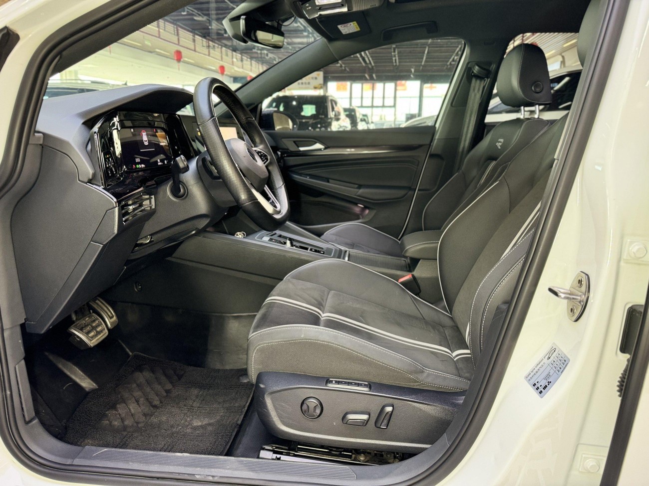 Volkswagen Golf 2022