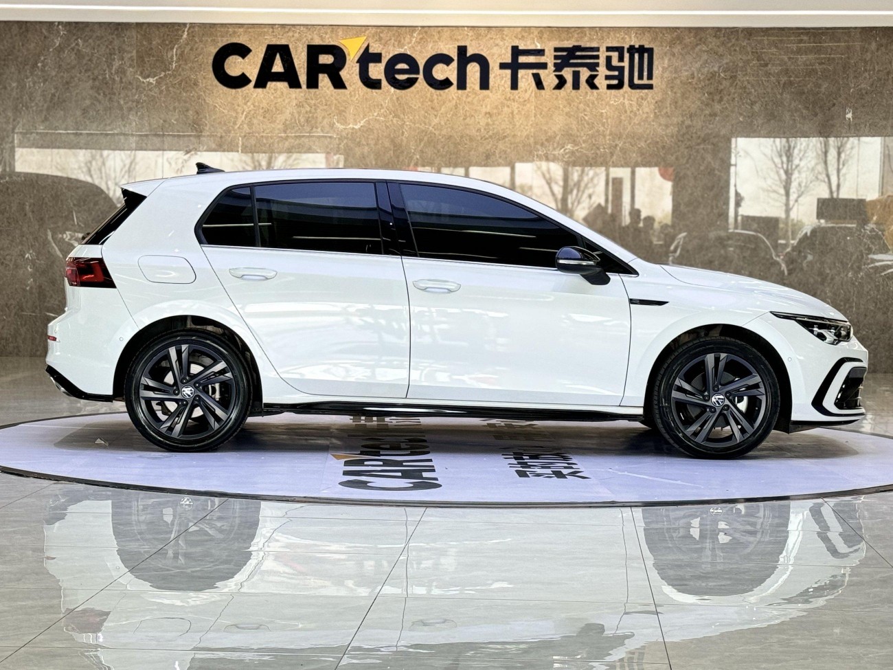Volkswagen Golf 2022