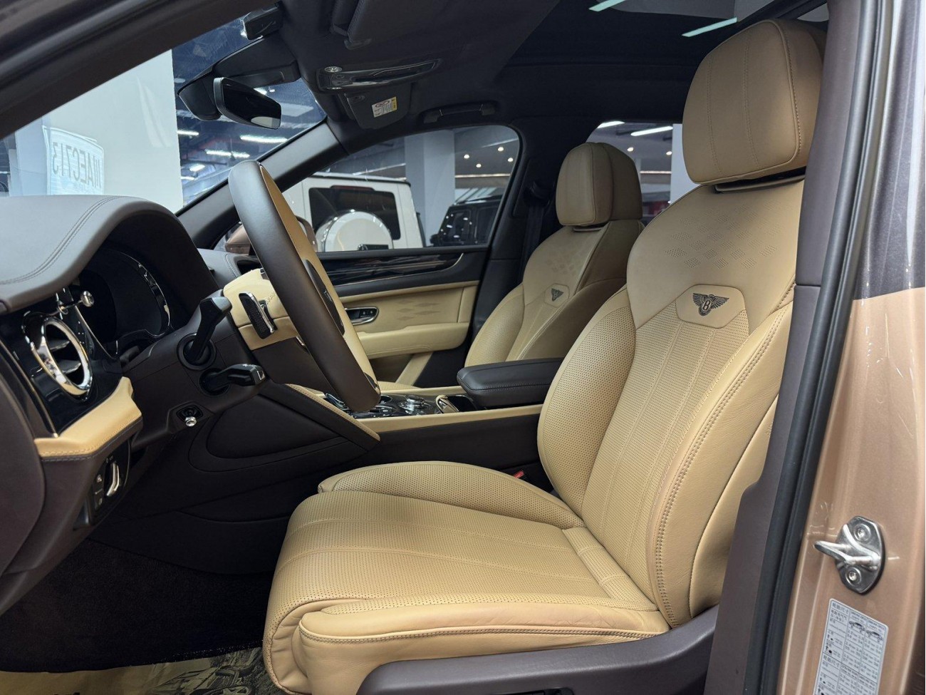 Bentley Bentayga 2023