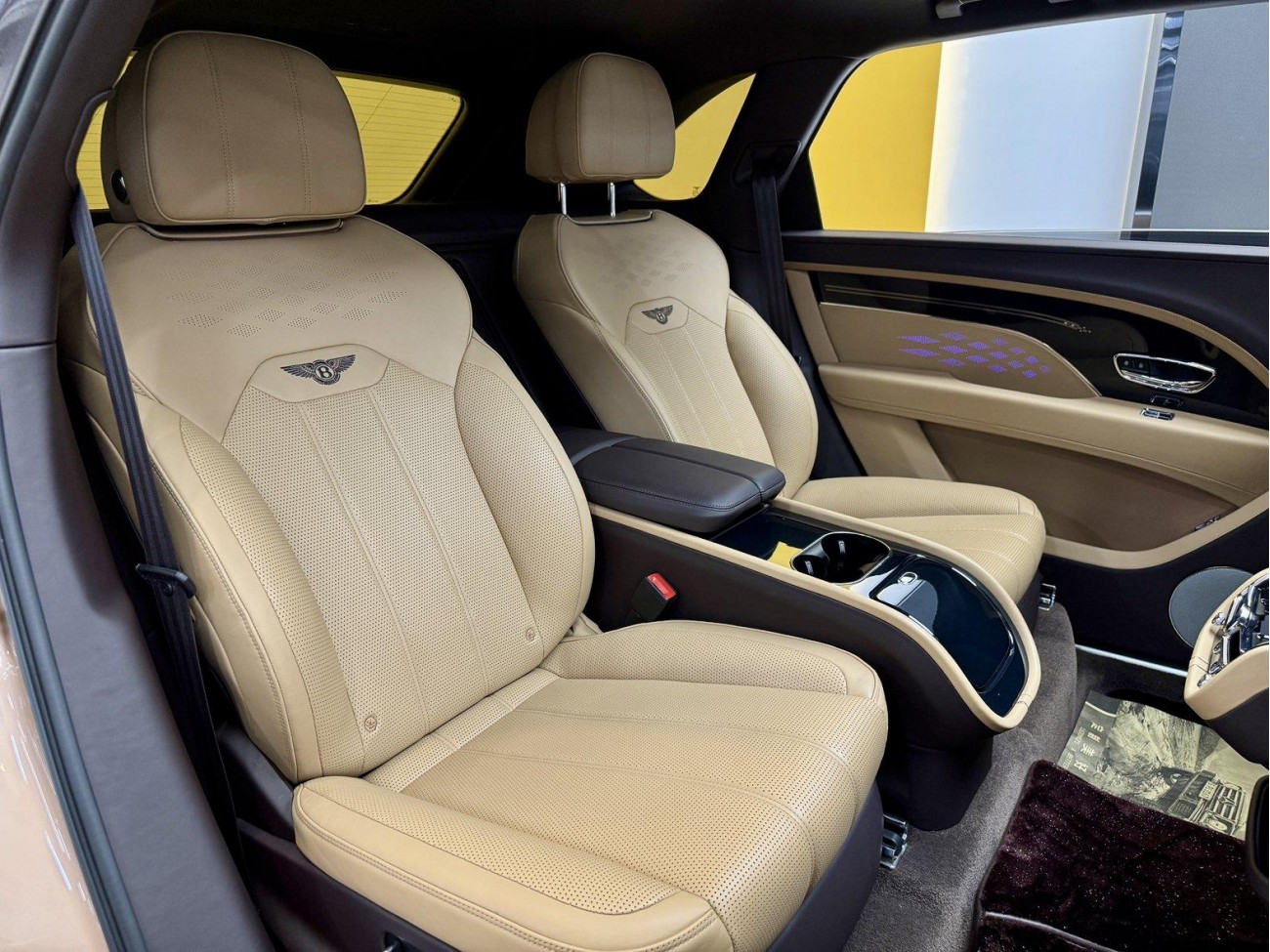 Bentley Bentayga 2023