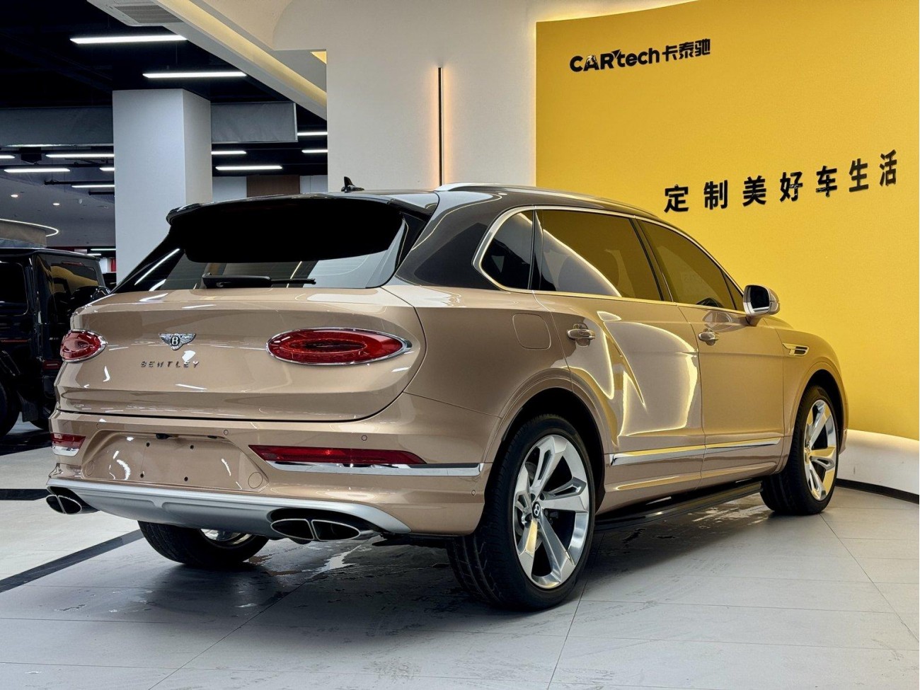 Bentley Bentayga 2023