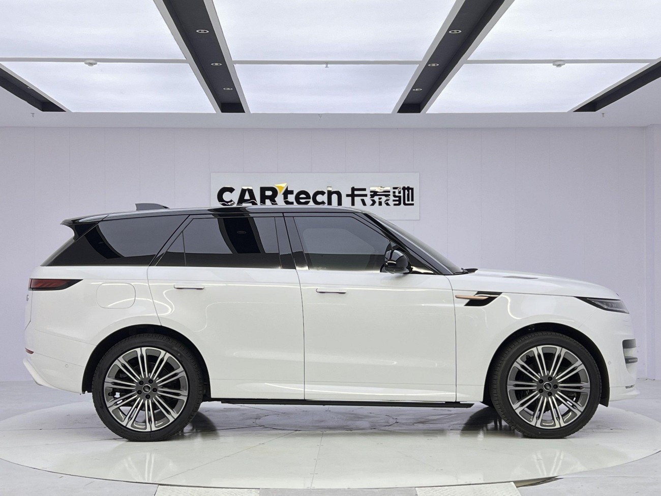 Land Rover Range Rover Sport 2025