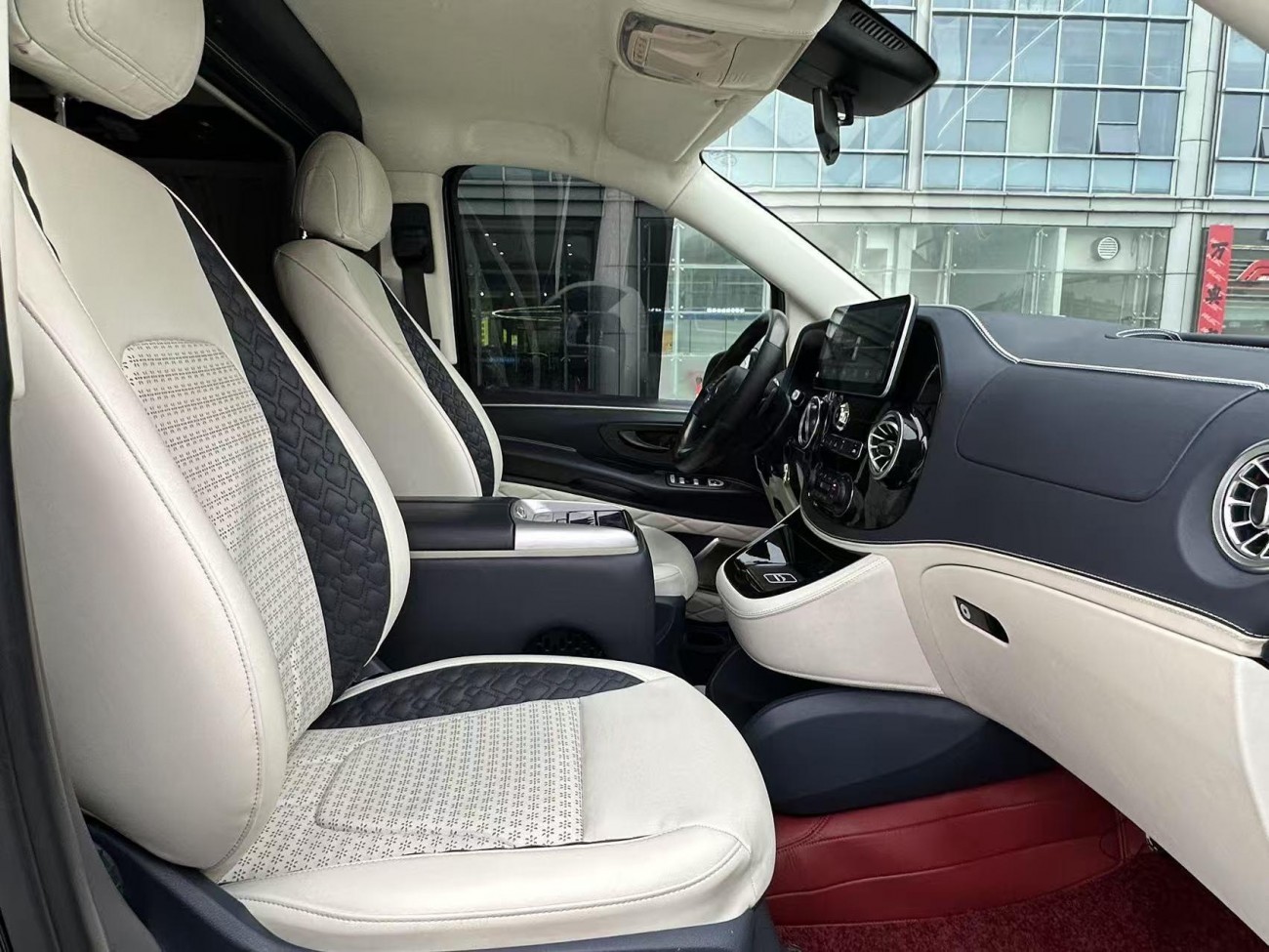 Mercedes-Benz Vito 2023