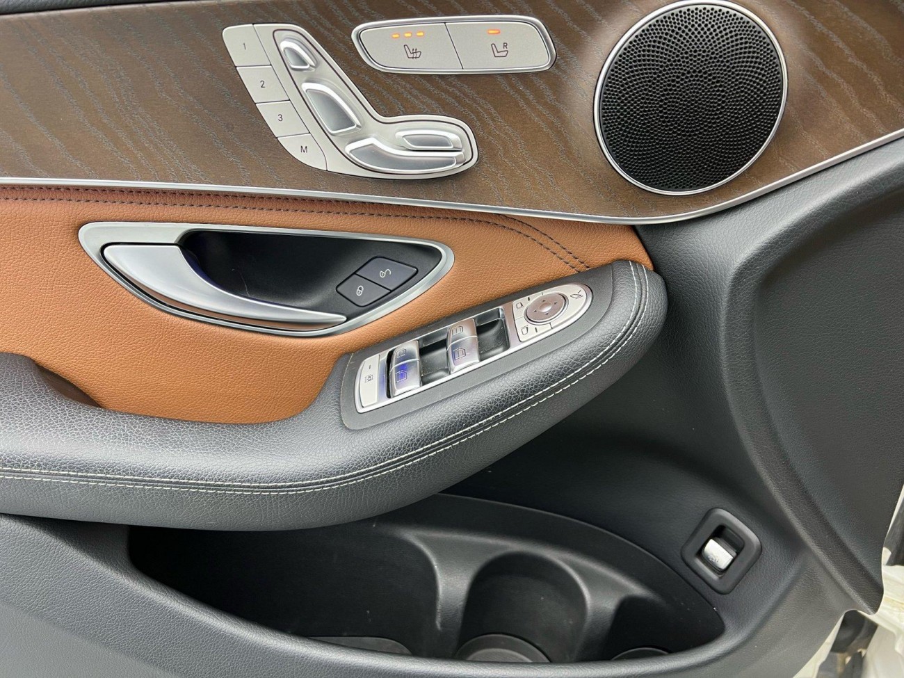 Mercedes-Benz GLC 300 L 2020
