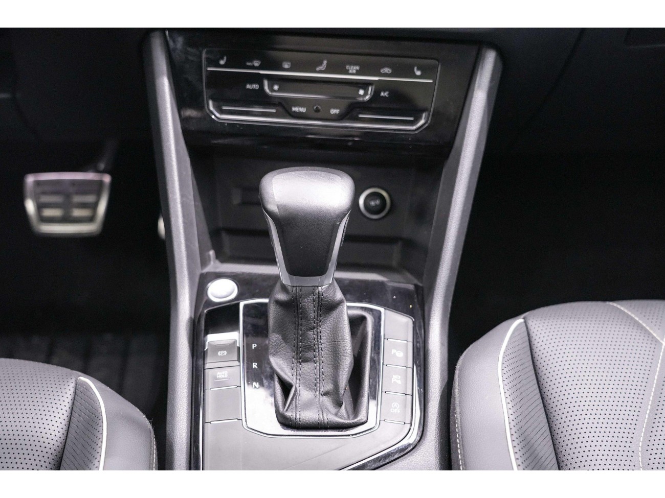 Volkswagen Tiguan L 2022