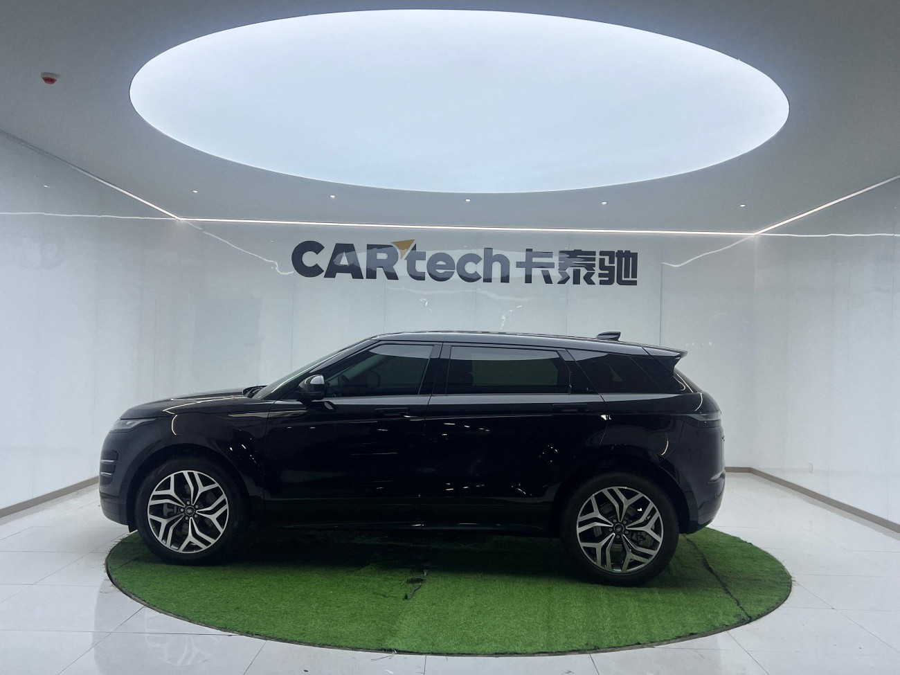 Land Rover Range Rover 2024