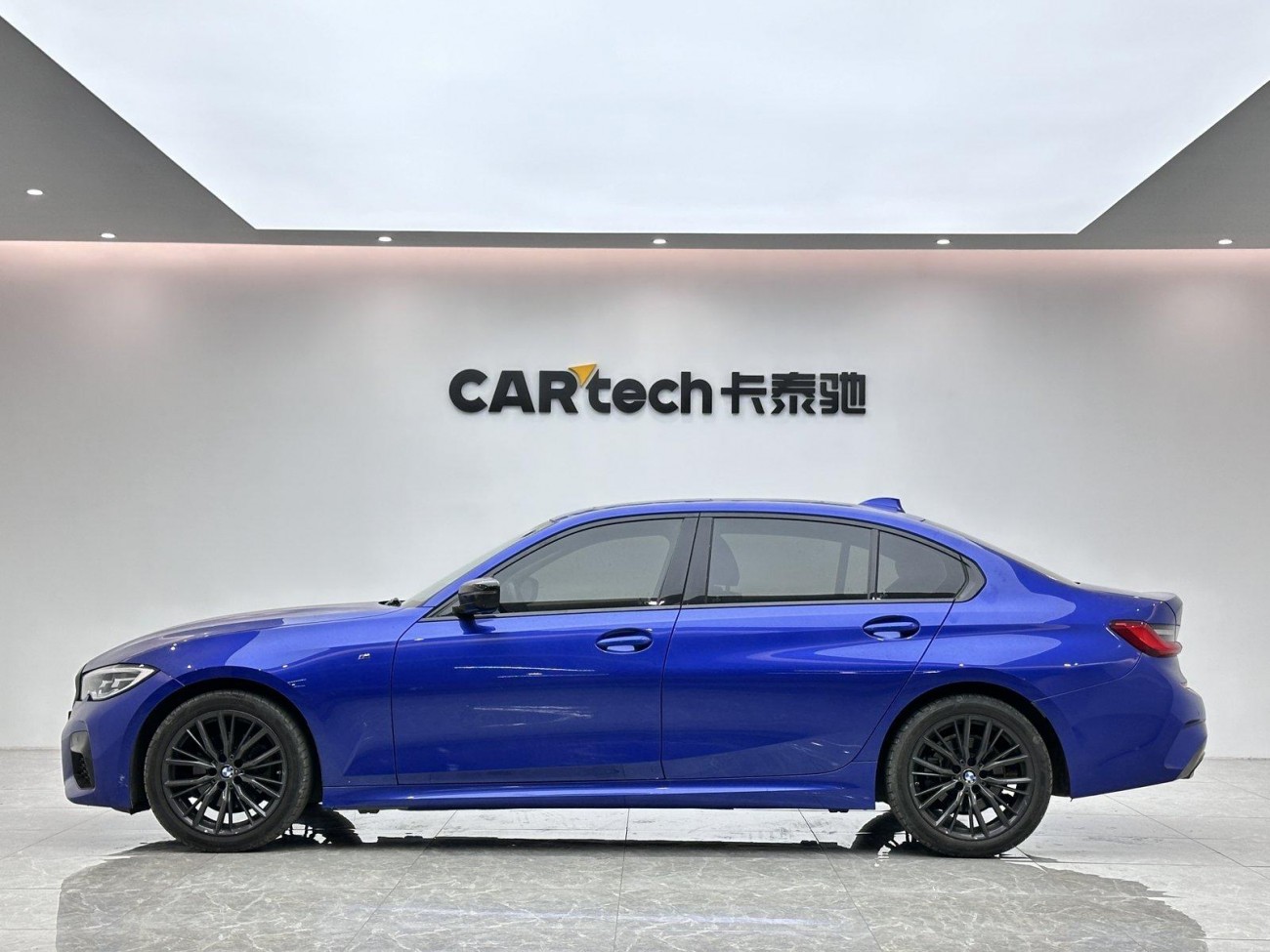 BMW 325Li 2021