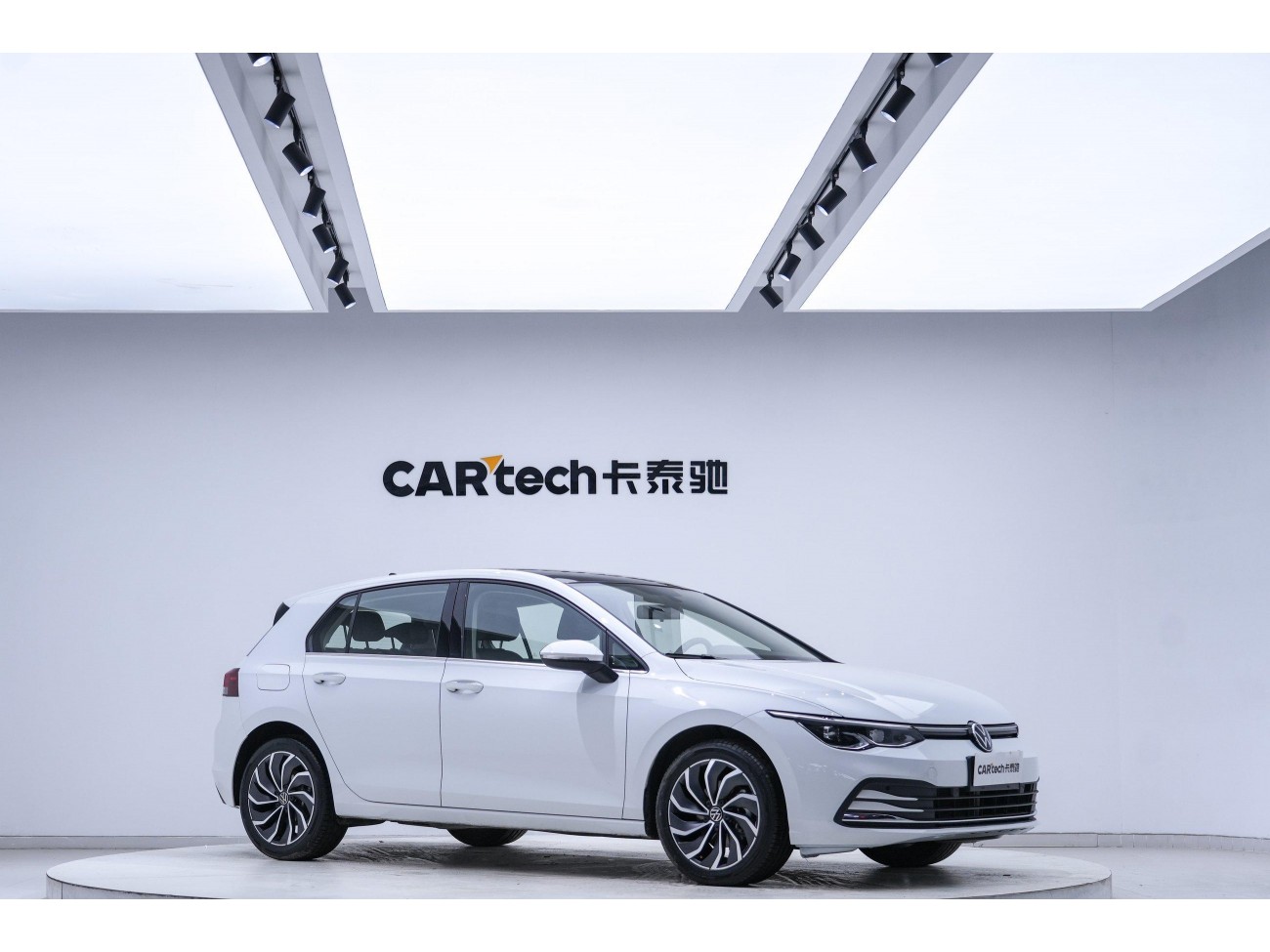 Volkswagen Golf 2021