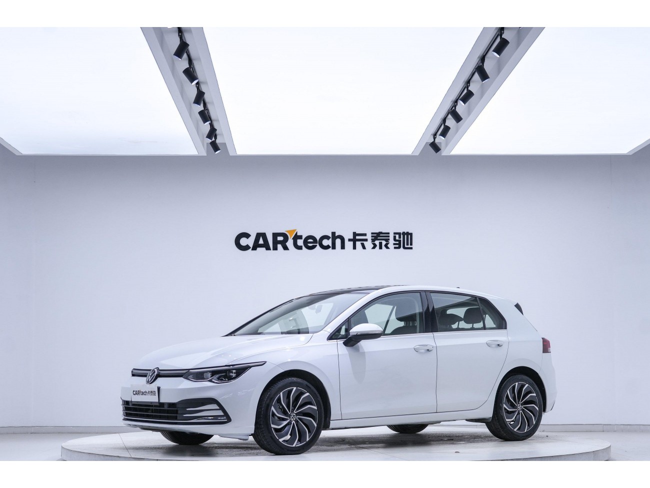 Volkswagen Golf 2021