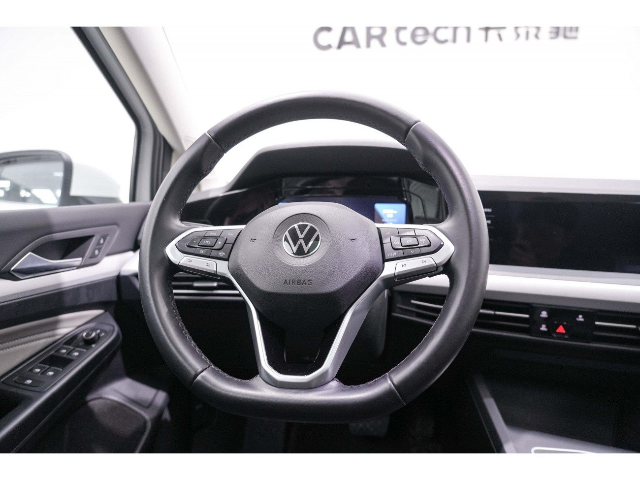 Volkswagen Golf 2021