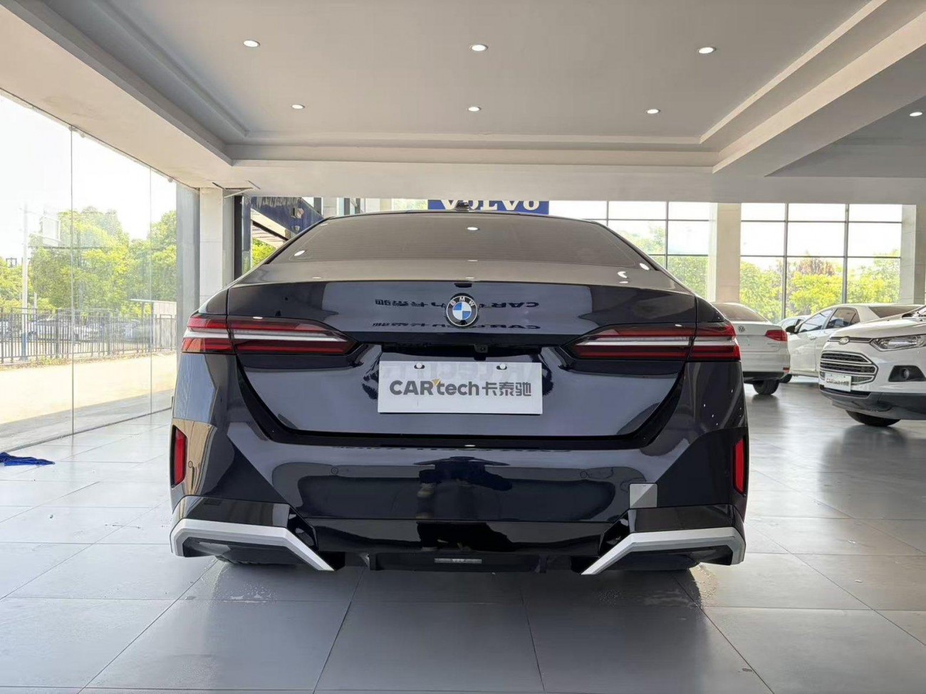 BMW 530Li 2025