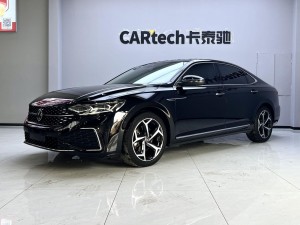 Volkswagen Passat 2022