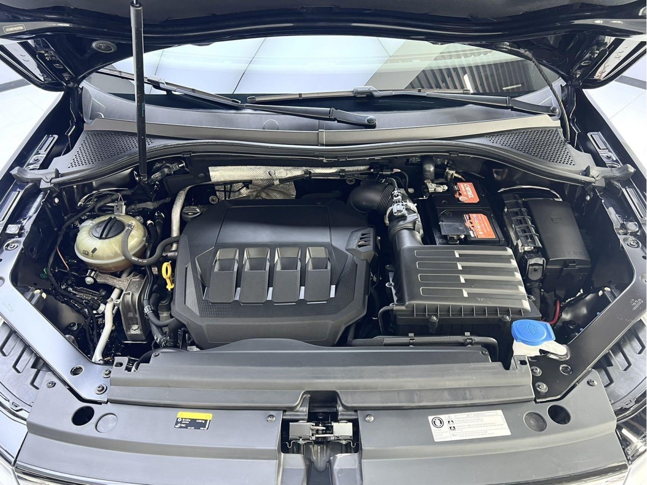 Volkswagen Tiguan L 2022