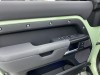 Land Rover Defender 2023