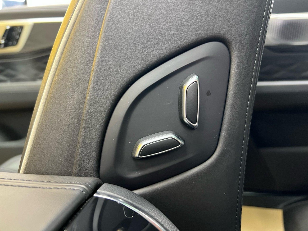 Cadillac CT6 2025