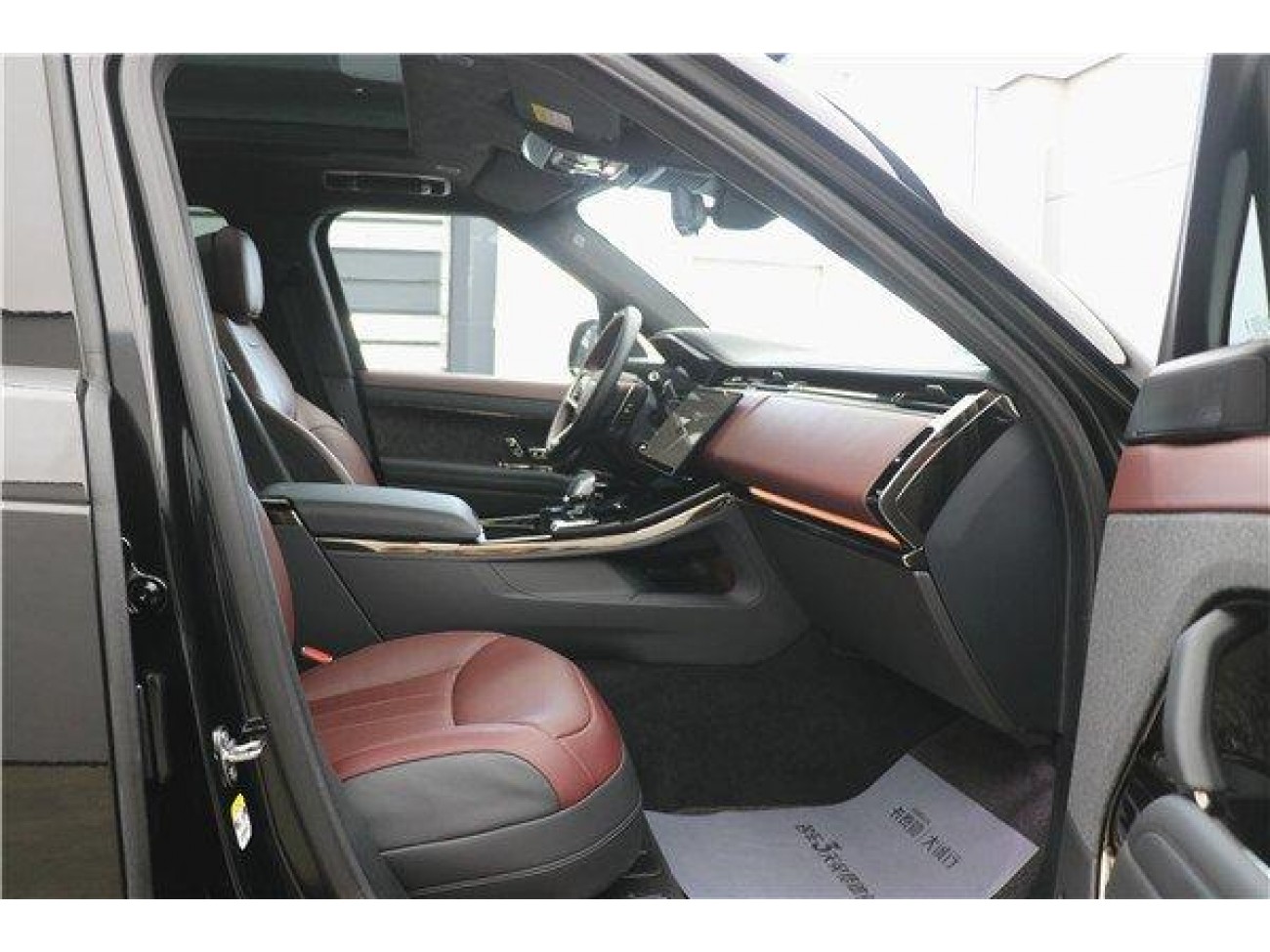 Land Rover Range Rover Sport 2024