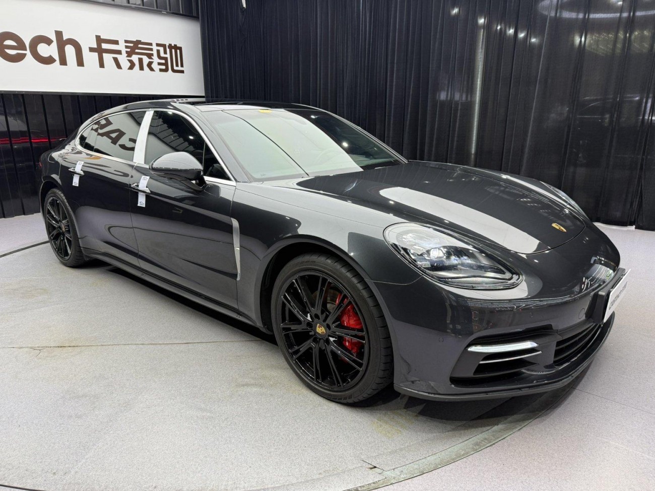 Porsche Panamera 2019