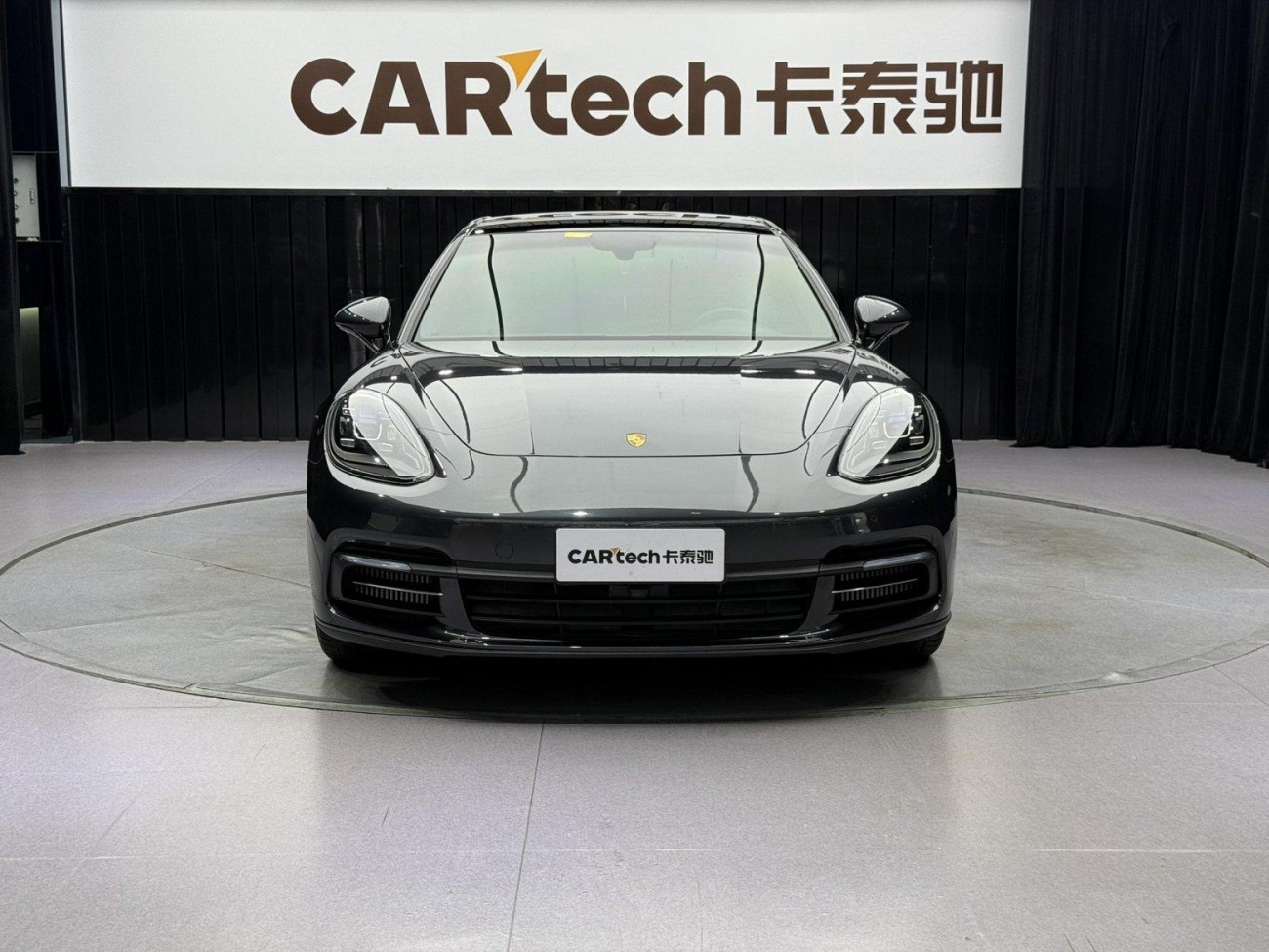 Porsche Panamera 2019