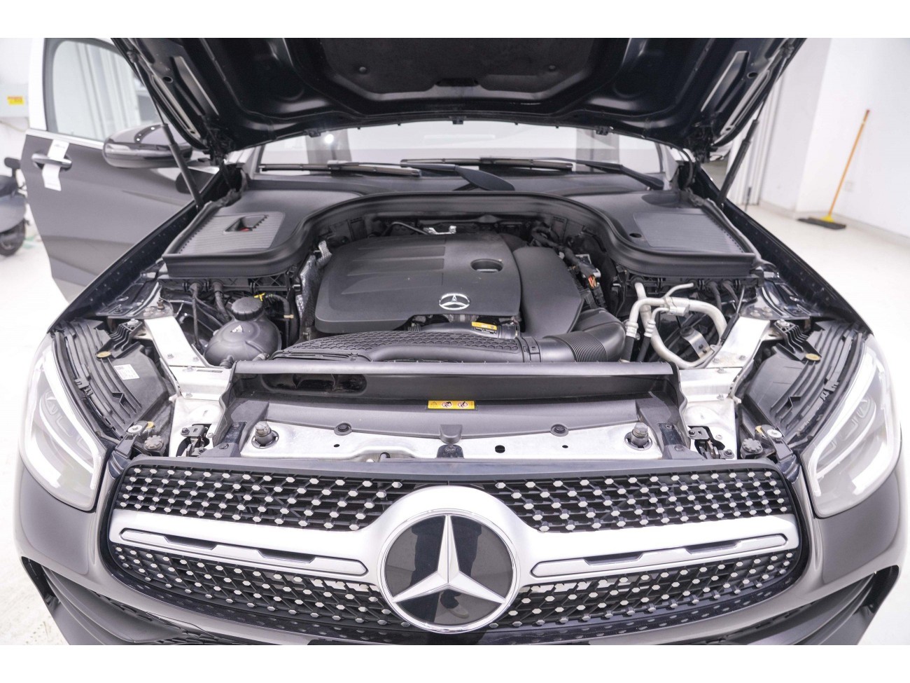 Mercedes-Benz GLC 260 L 2020