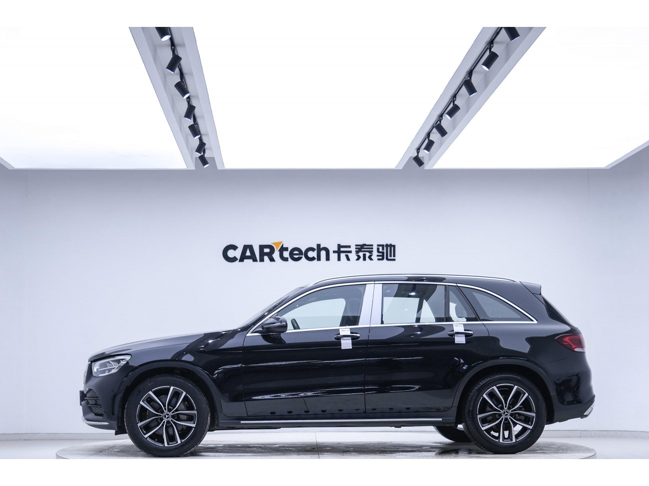 Mercedes-Benz GLC 260 L 2020