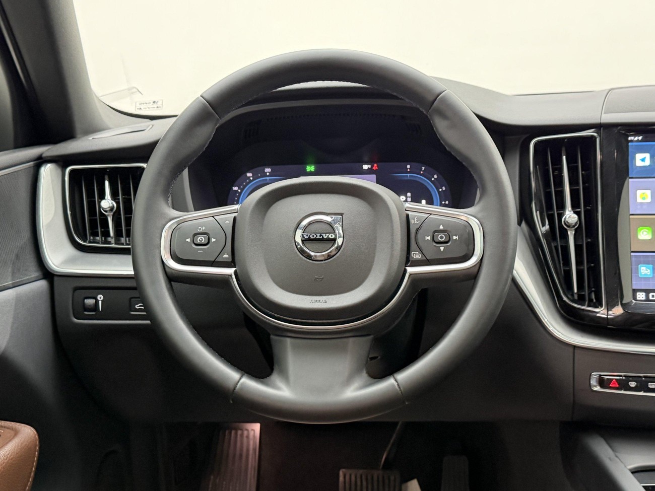 Volvo XC60 2022