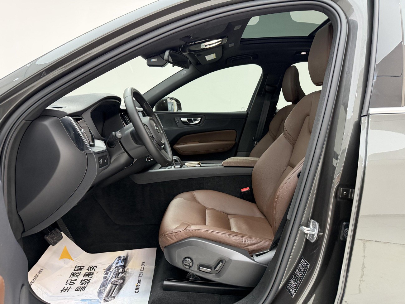 Volvo XC60 2022