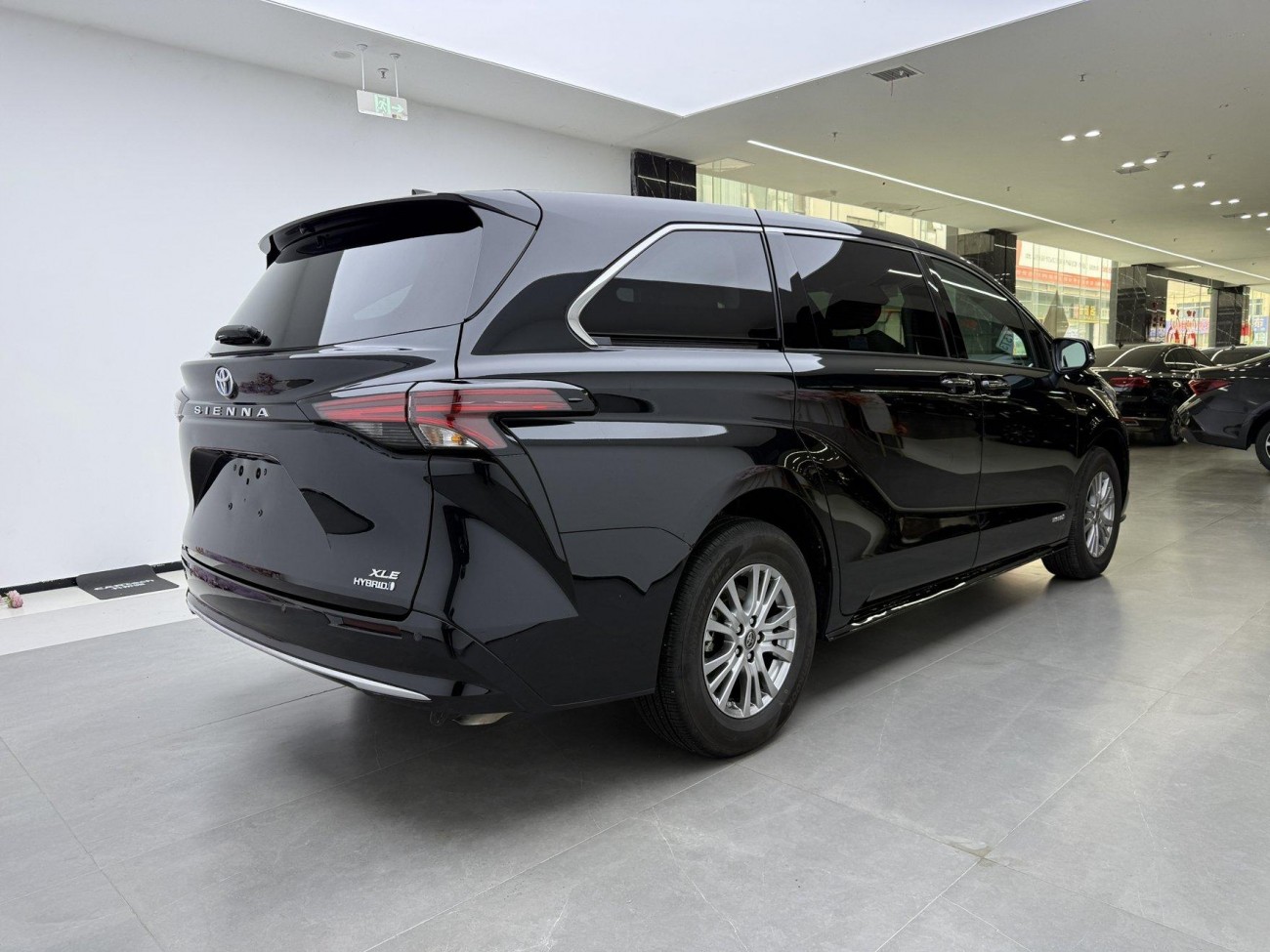 Toyota Sienna 2024