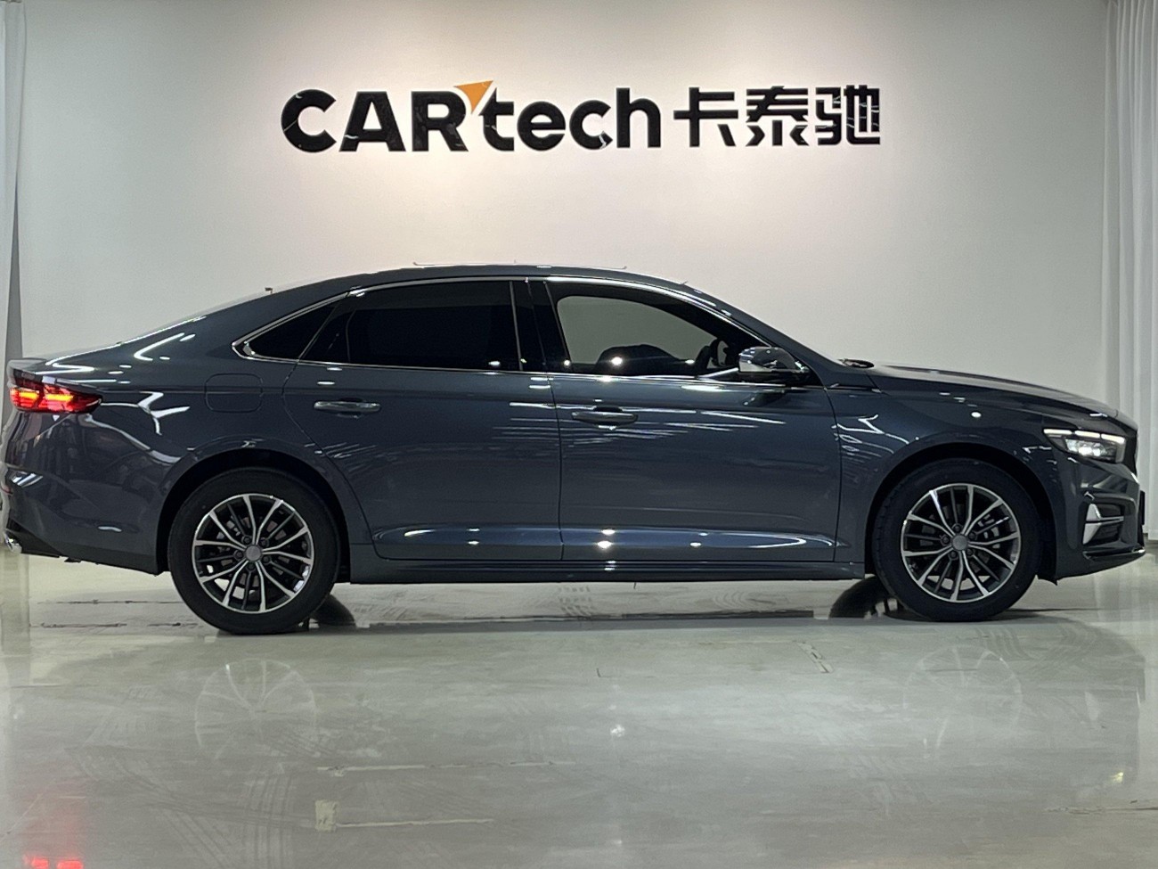 Geely Preface 2024