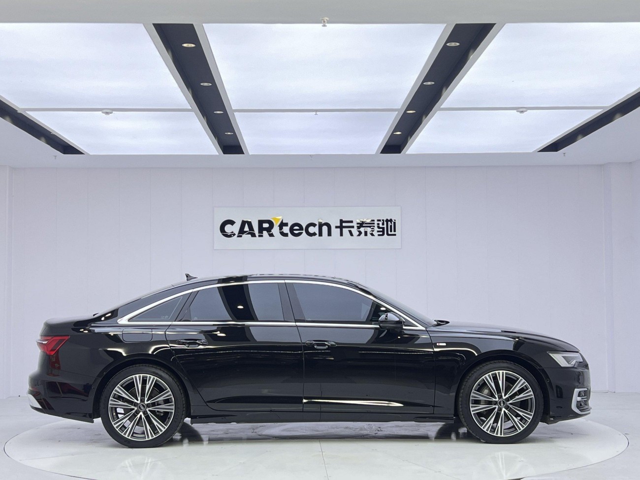 Audi A6L 45 TFSI 2025