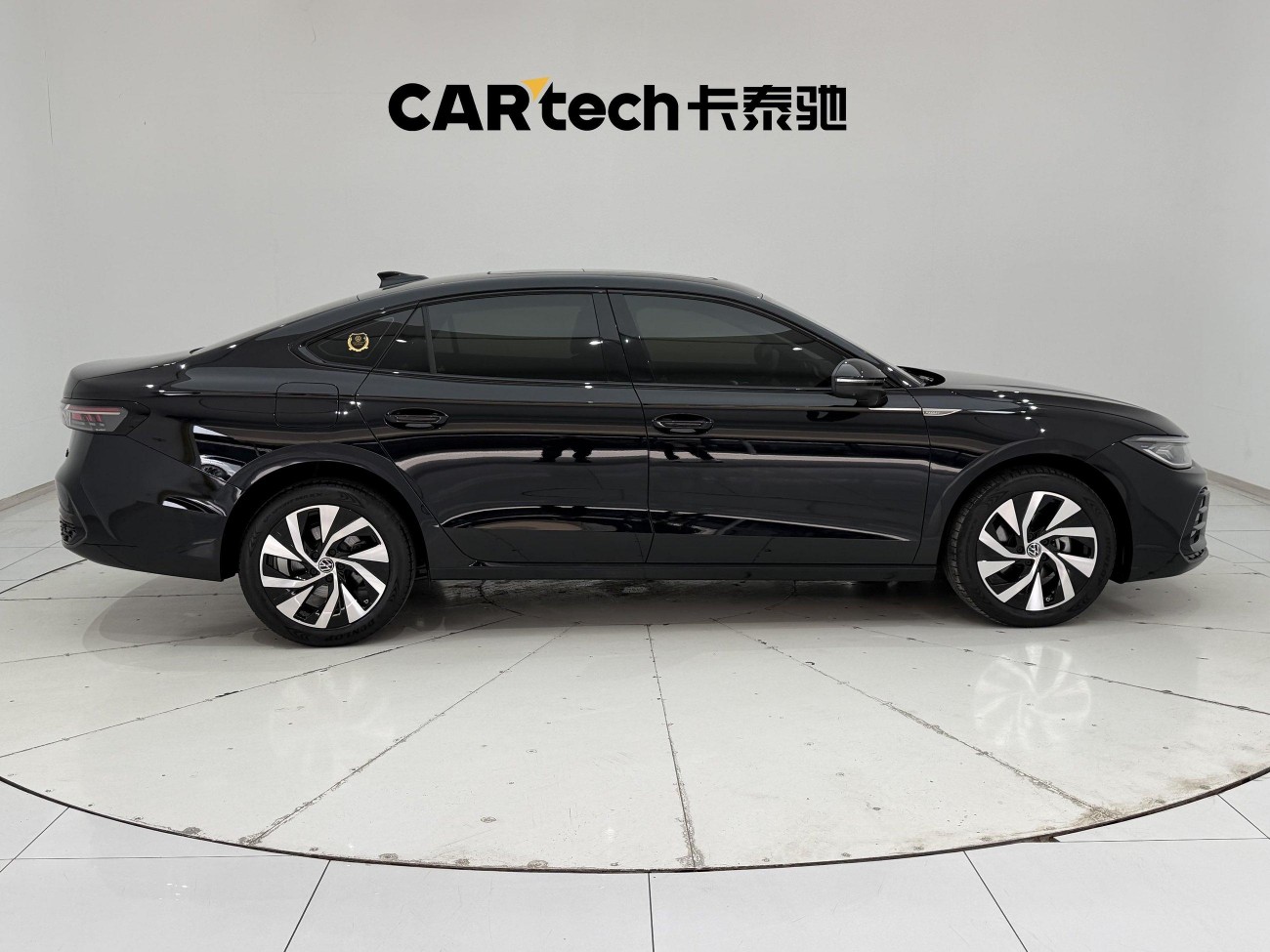 Volkswagen Passat 2025