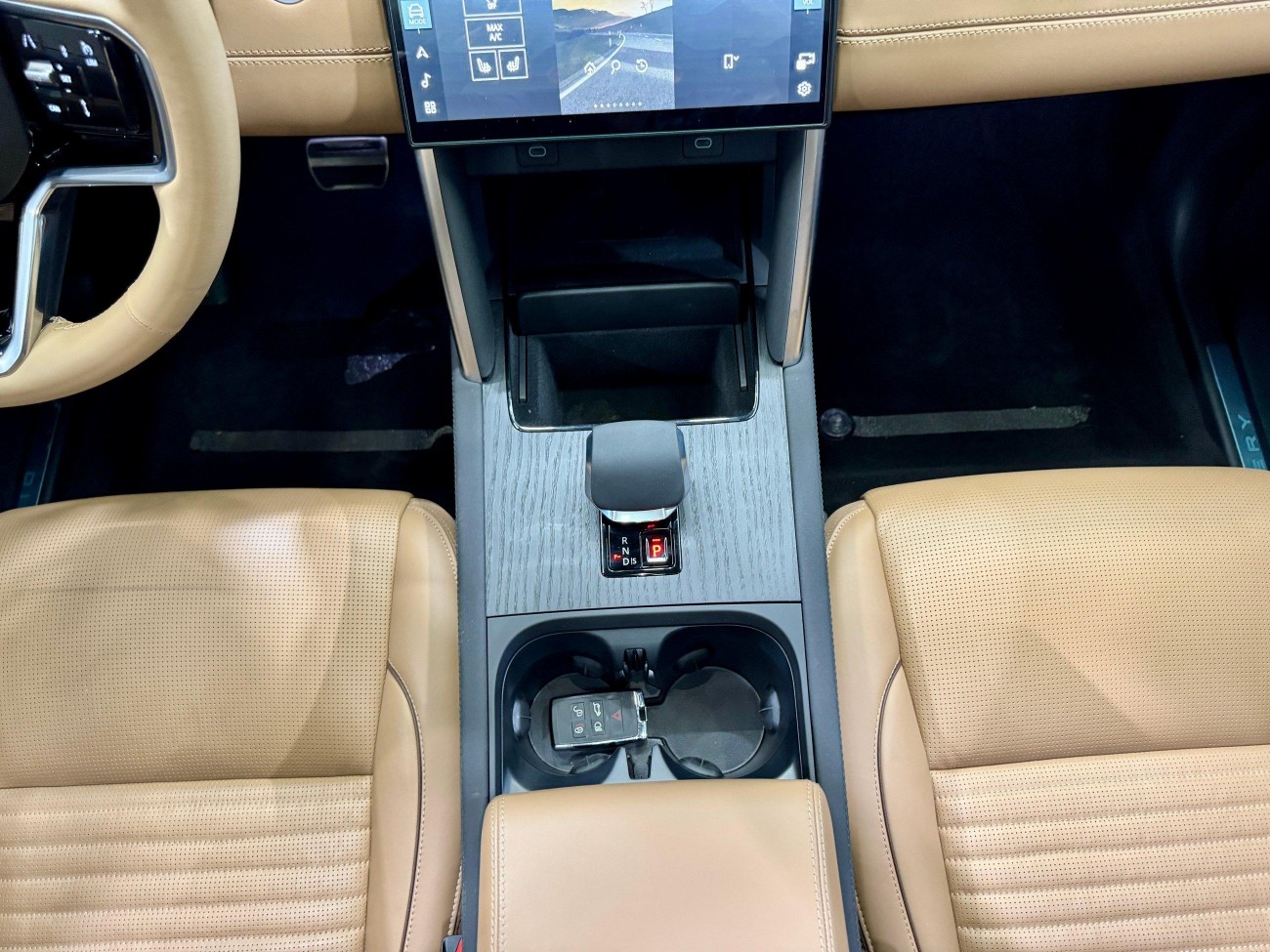 Land Rover Discovery Sport 2024