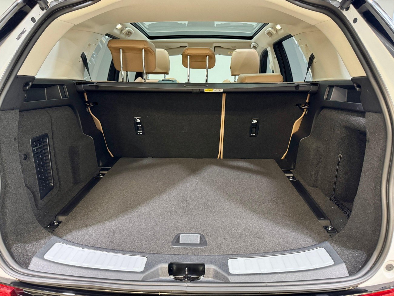 Land Rover Discovery Sport 2024